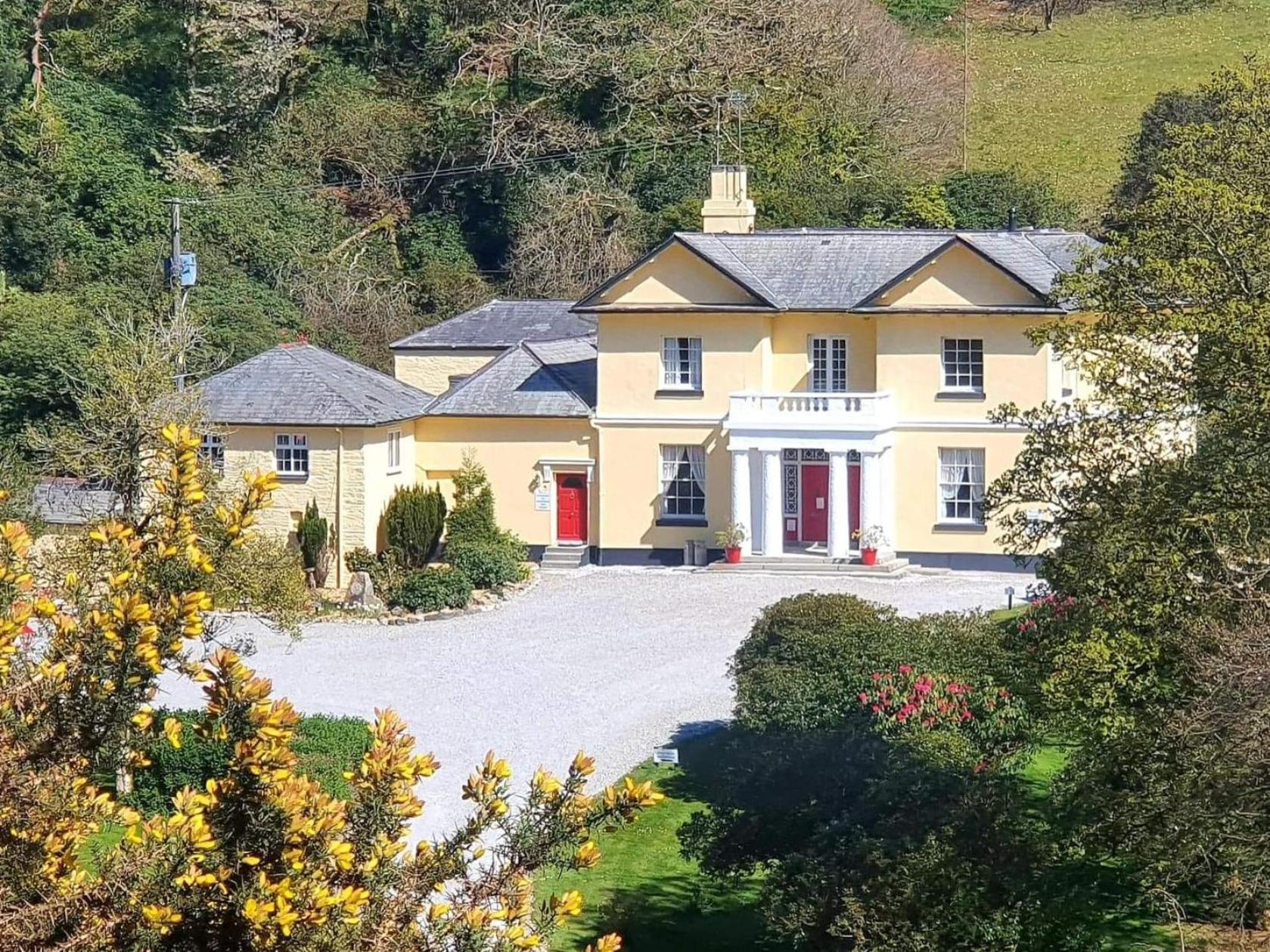 Rosecraddoc Manor - Hayloft Villa Saint Cleer ภายนอก รูปภาพ